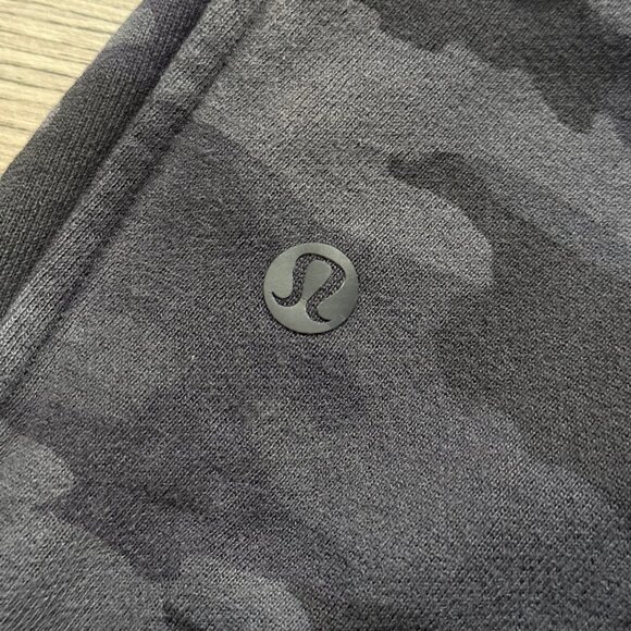 Lululemon Women's Scuba High-Rise French Terry Jogger - Black Camo - Picture 5 of 9